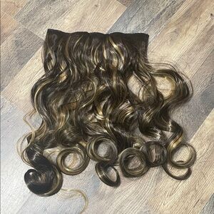 Wavy Clip-In Hair Extension - Dark Brown with Blonde Highlights